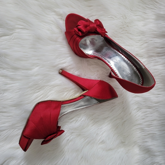 MICHAELANGELO DRESS HEELS - Picture 7 of 8